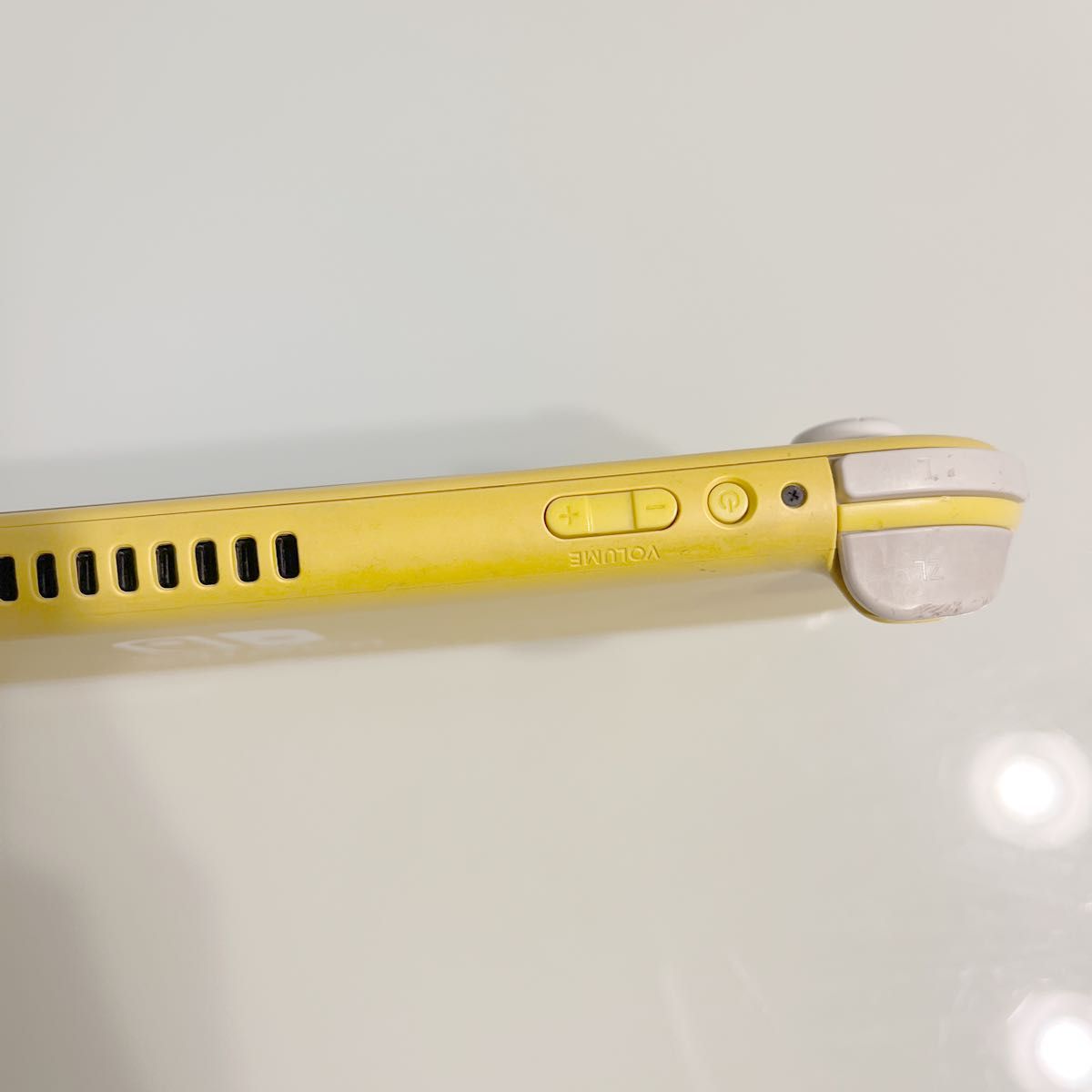 本体のみ・ジャンク品】初期化済み Nintendo Switch Lite イエロー