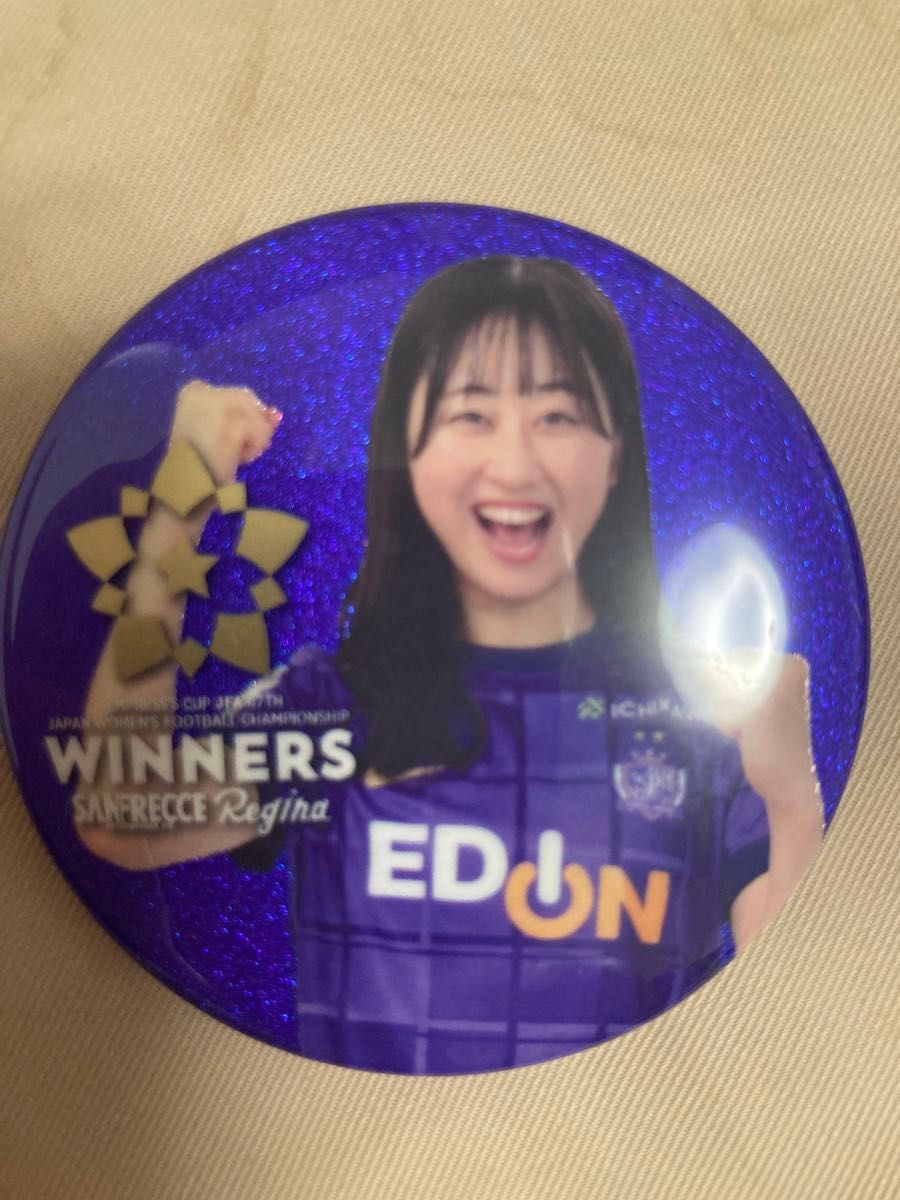 サンフレッチェ広島レジーナ 皇后杯優勝記念バッチ 笠原綾乃｜Yahoo