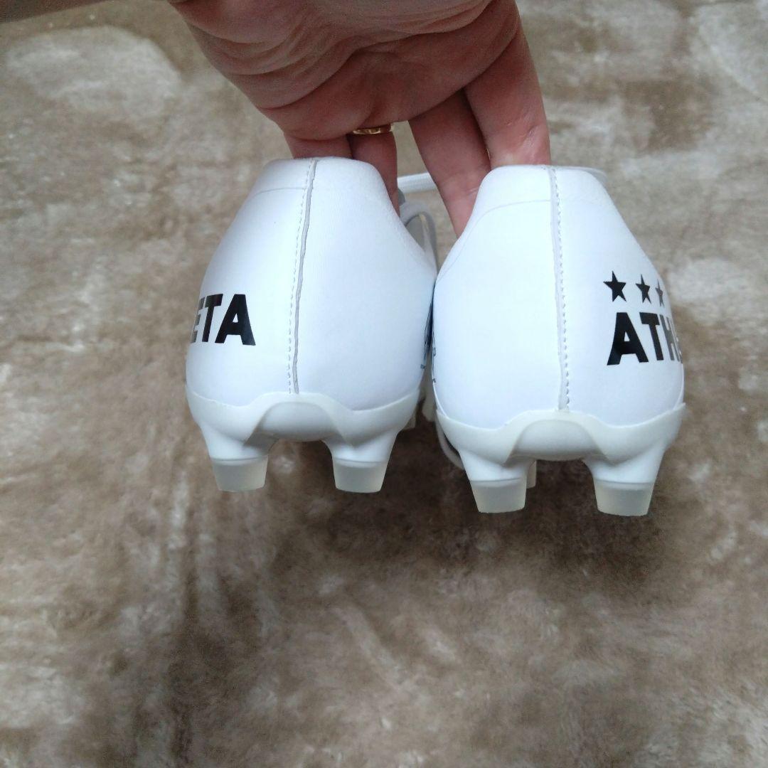 新品•未使用】ATHLETA サッカースパイク 27cm オーヘイT7 - メルカリ