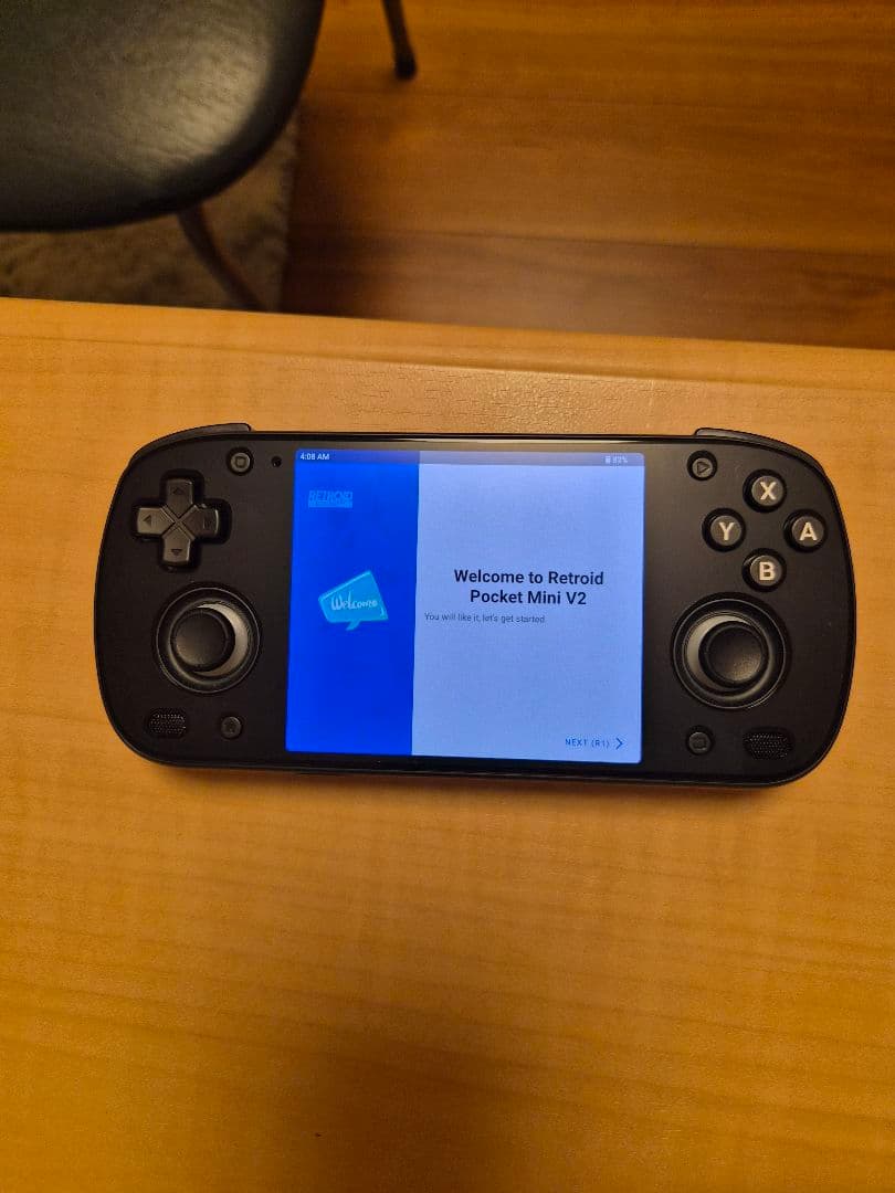 Retroid Pocket Mini V2(おまけ付き) Retroid Pocket Mini is a handheld game console with a 3.7 inch HD